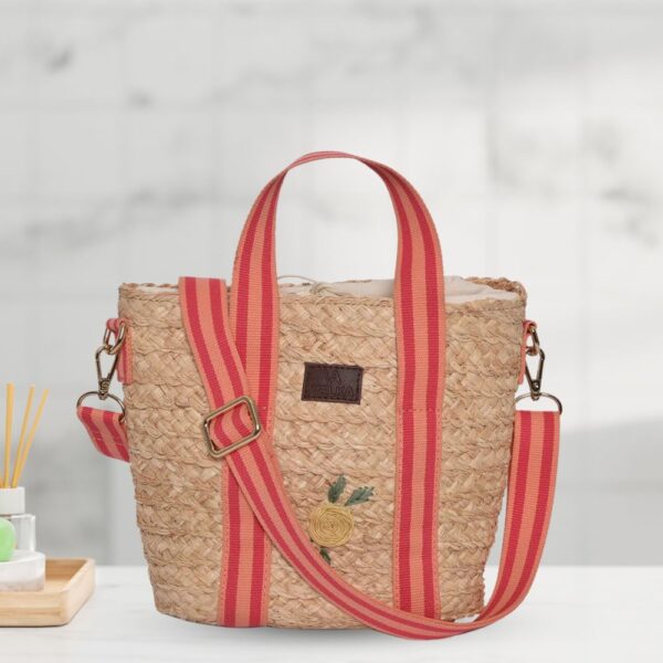 Embroidered Raffia Essence Handbag