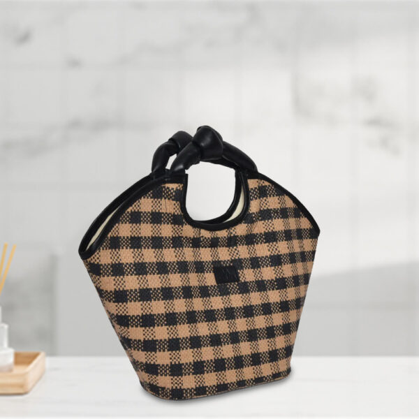 Checkered Raffia Chic - Image 2